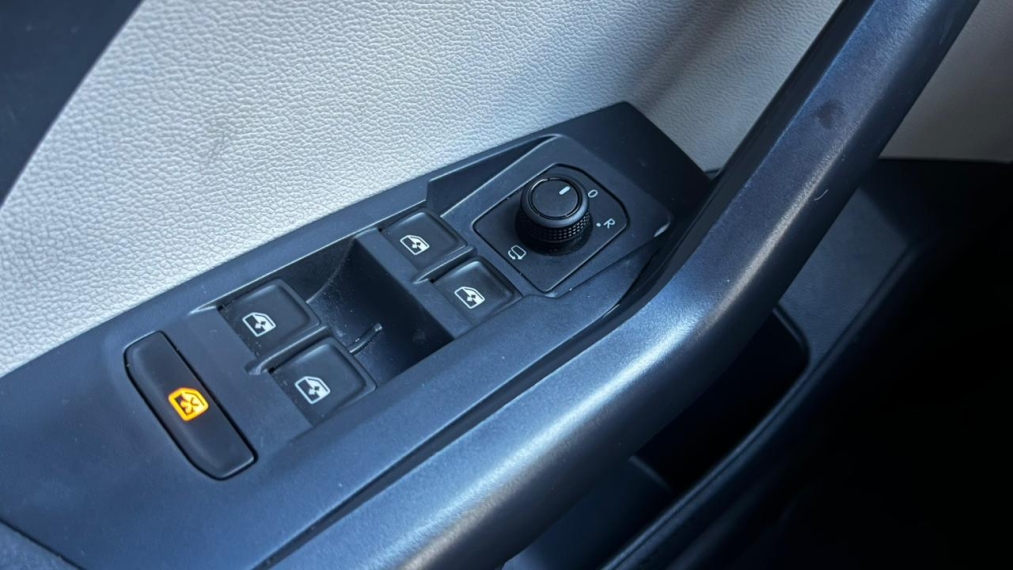 t-cross highline 250 1.4 tsi at6 2022/239