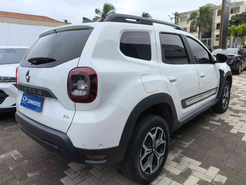 renault duster 1.3 tce flex iconic x-tronic 4p automatico 202313