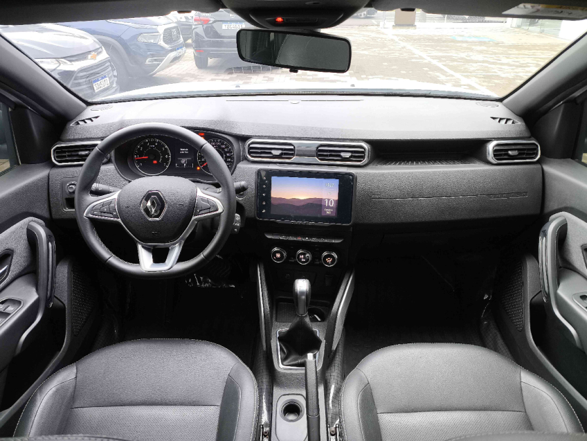 renault duster 1.3 tce flex iconic x-tronic 4p automatico 20235