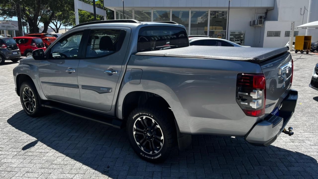 mitsubishi l200 triton 2.4 16v turbo diesel sport hpe-s cd 4p 4x4 automatico 202314