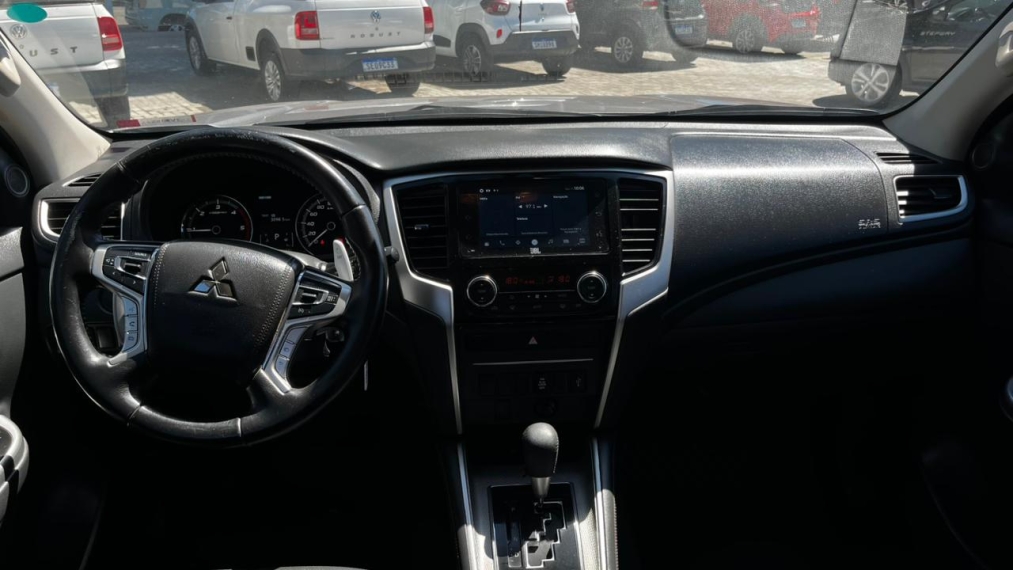 mitsubishi l200 triton 2.4 16v turbo diesel sport hpe-s cd 4p 4x4 automatico 20237