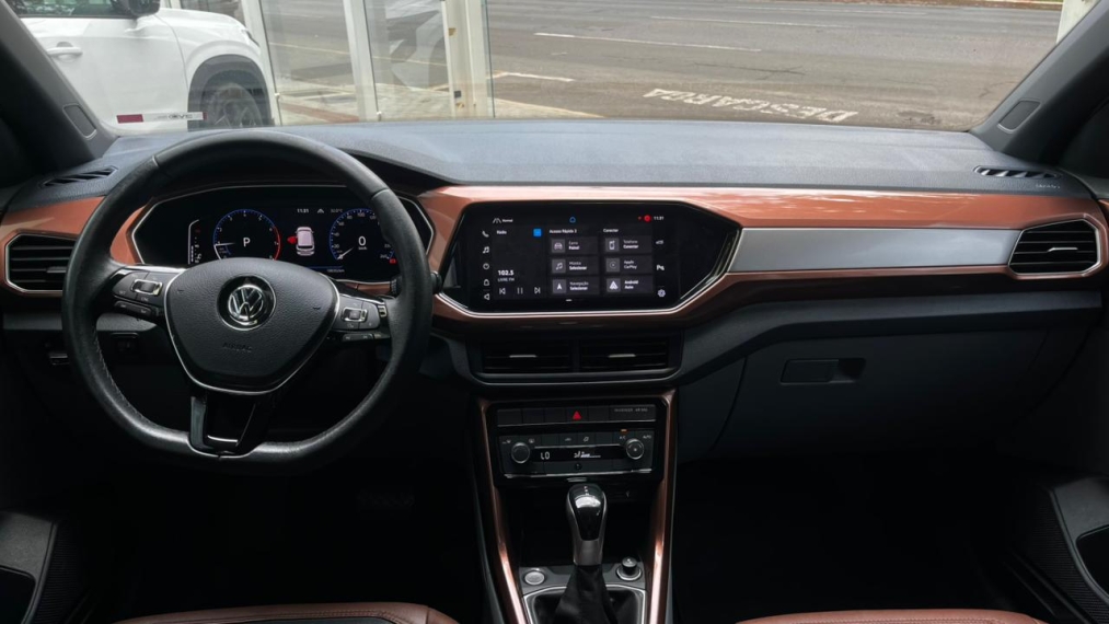 volkswagen t-cross 1.0 200 tsi total flex comfortline automatico 4p 20215