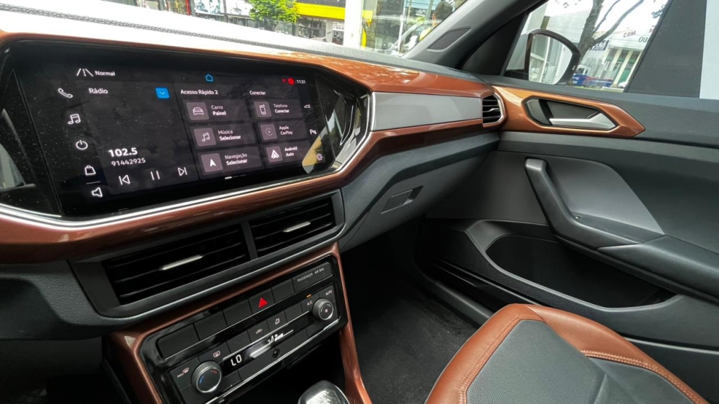 volkswagen t-cross 1.0 200 tsi total flex comfortline automatico 4p 20217