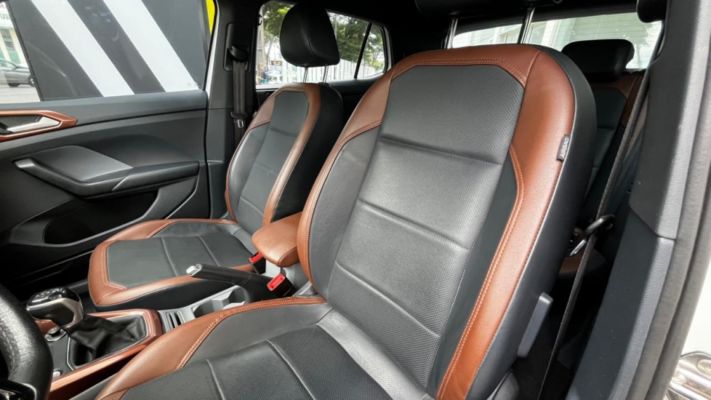 volkswagen t-cross 1.0 200 tsi total flex comfortline automatico 4p 202111