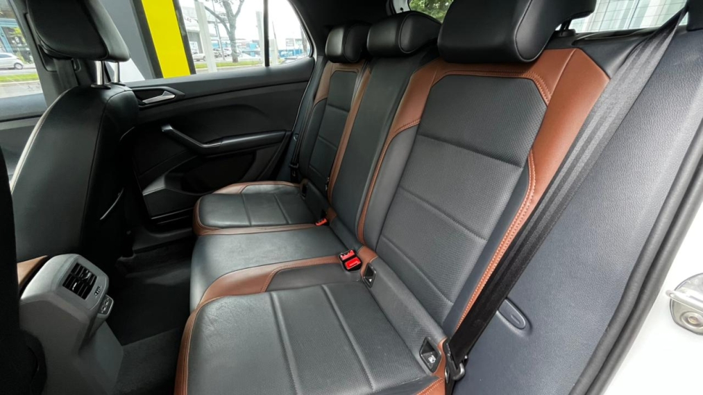 volkswagen t-cross 1.0 200 tsi total flex comfortline automatico 4p 202112