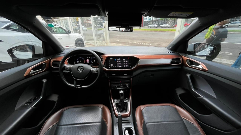 volkswagen t-cross 1.0 200 tsi total flex comfortline automatico 4p 20214