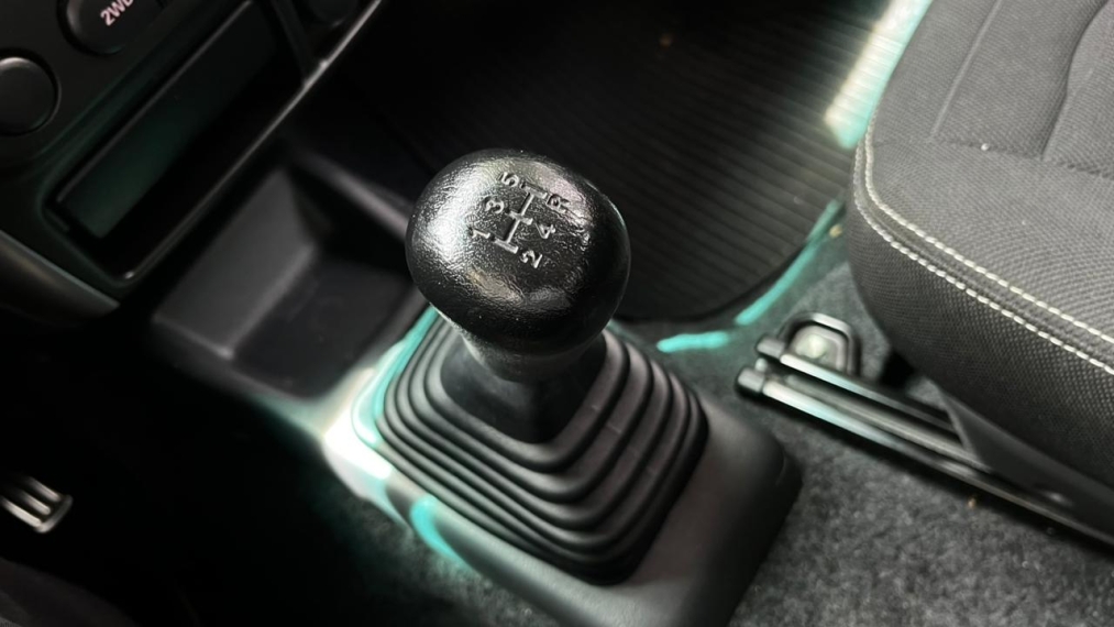 suzuki jimny 1.3 4all 4x4 16v gasolina 2p manual 4p 20155