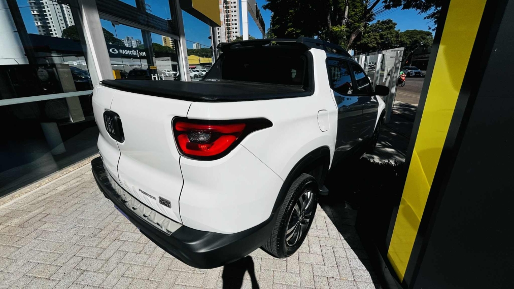 fiat toro 1.3 turbo 270 flex freedom at6 4p automatico 202412