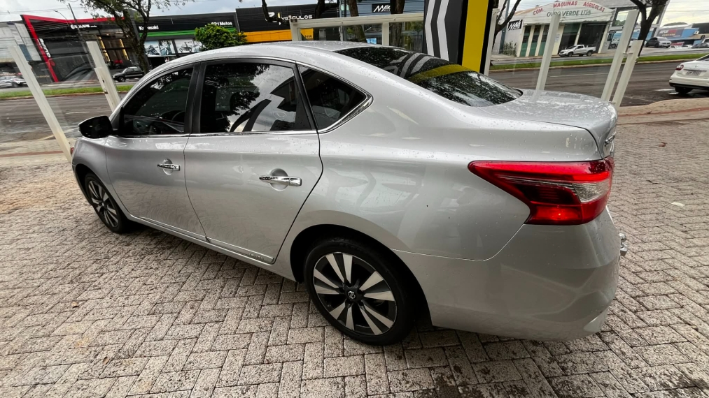nissan sentra 2.0 sv 16v flexstart 4p automatico flex 201716