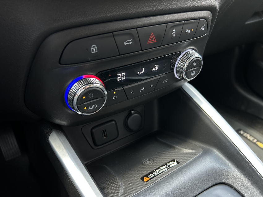 chevrolet onix 1.0 turbo flex plus premier automatico 4p 202410