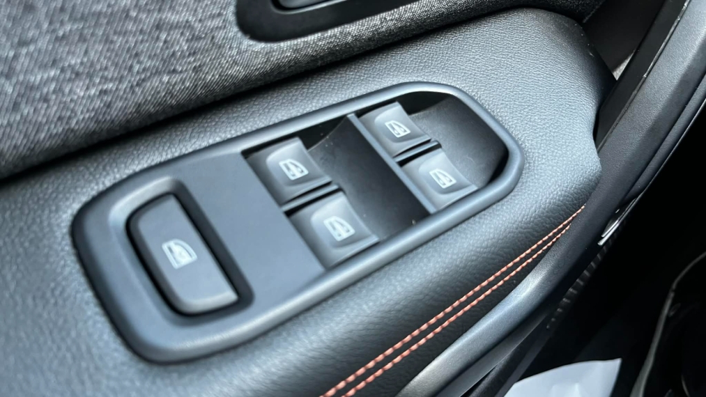 renault duster 1.3 tce flex iconic plus x-tronic 4p automatico 20259