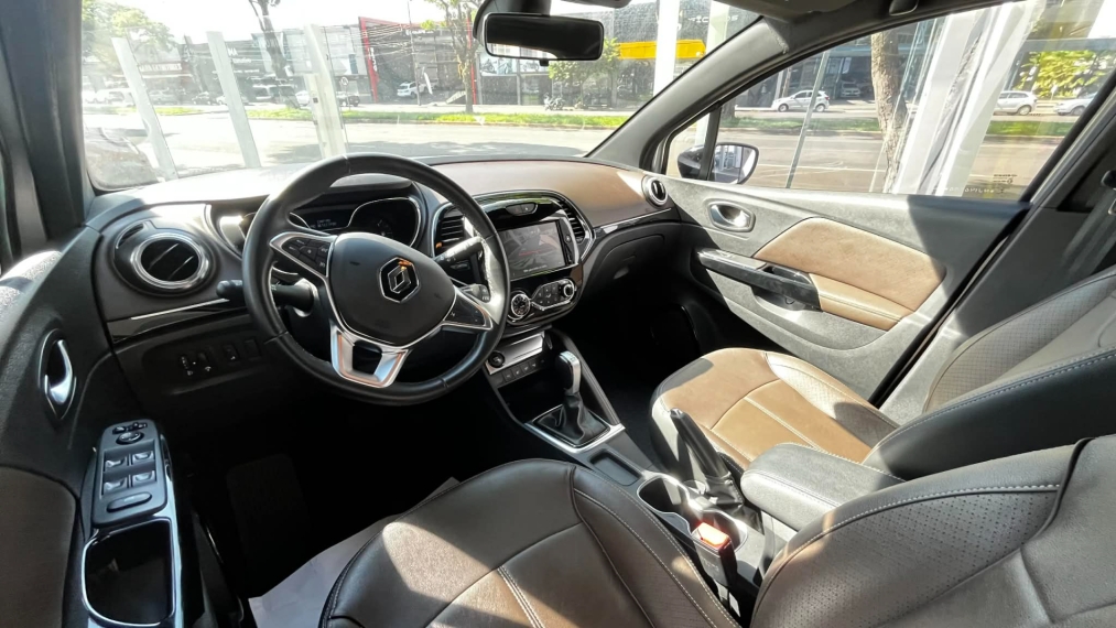 renault captur 1.3 tce flex iconic x-tronic 4p automatico 20223