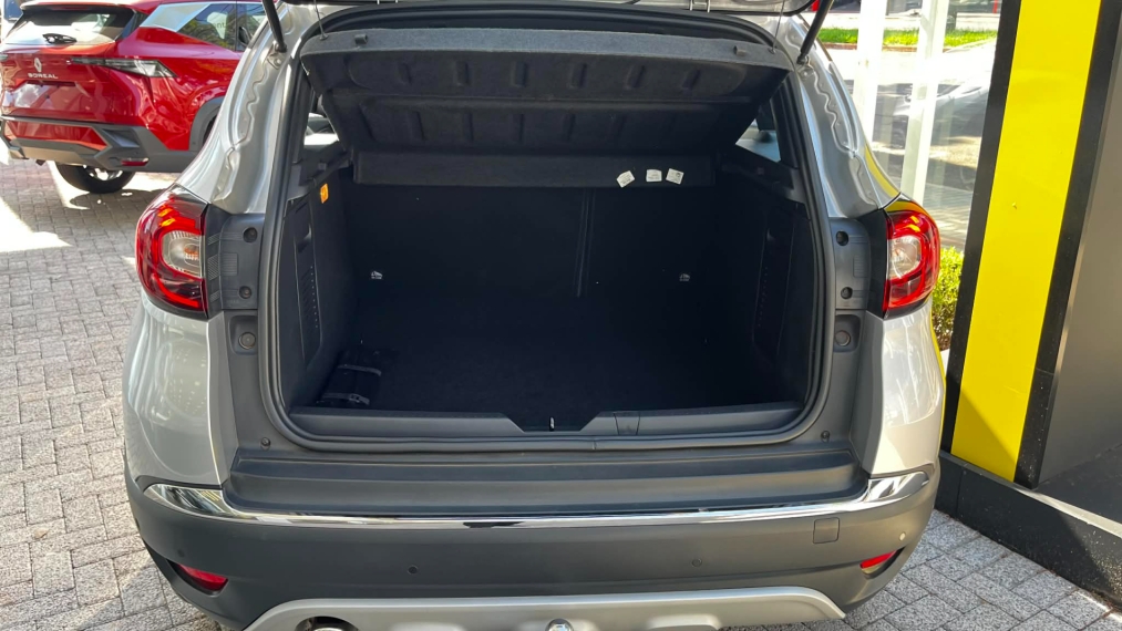 renault captur 1.3 tce flex iconic x-tronic 4p automatico 202215