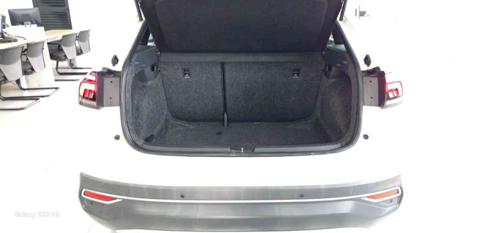 volkswagen nivus 1.0 200 tsi total flex highline automatico 4p 202111