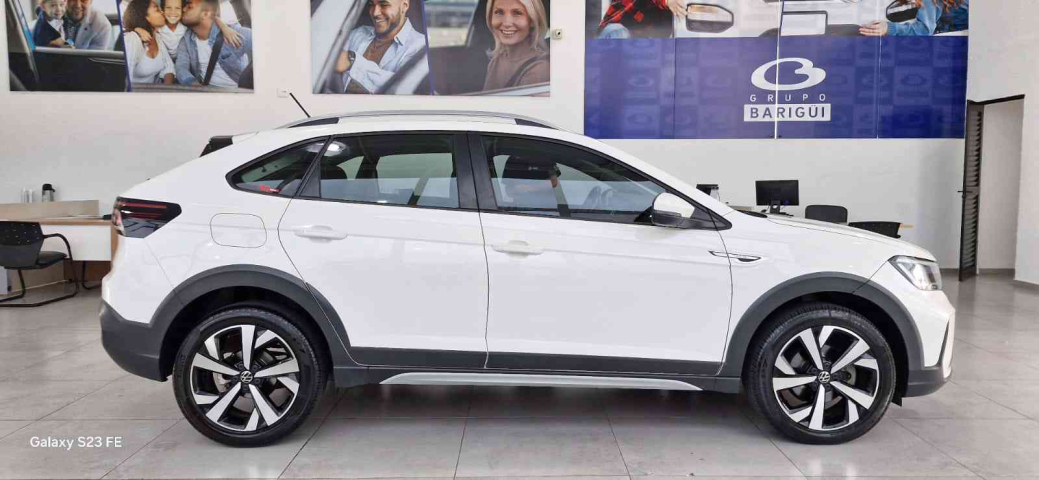 volkswagen nivus 1.0 200 tsi total flex highline automatico 4p 20213