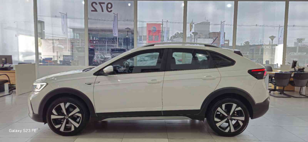 volkswagen nivus 1.0 200 tsi total flex highline automatico 4p 20214