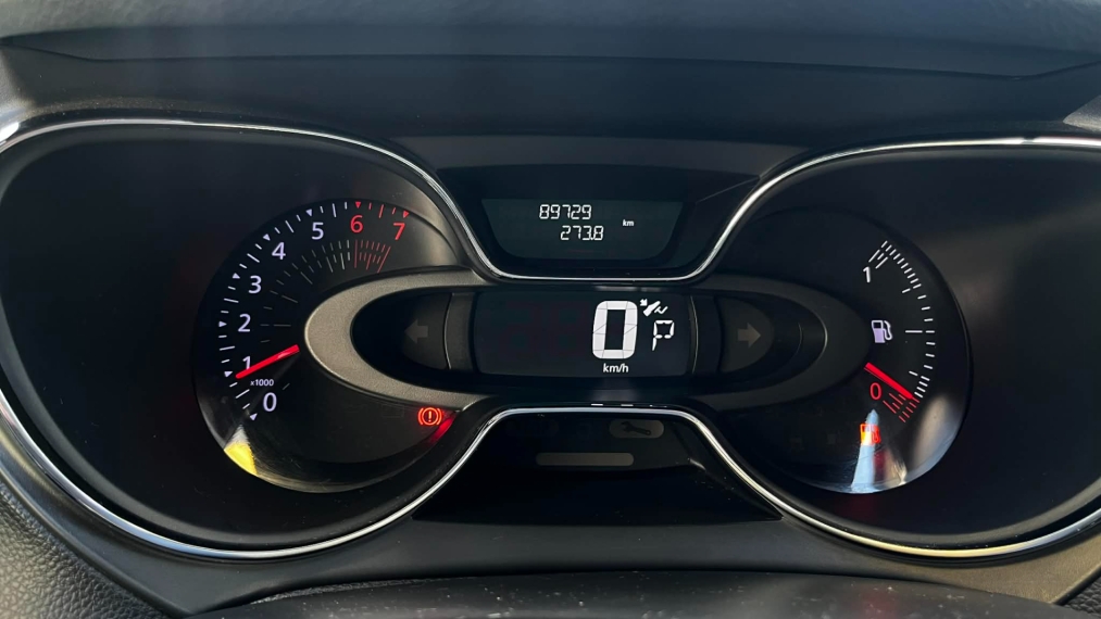 renault captur 1.6 16v sce flex intense x-tronic 4p automatico 201810