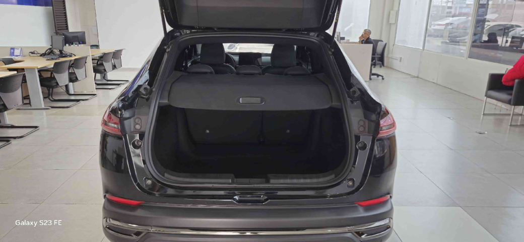 fastback impetus 200 1.0 tb cvt  2023/2411