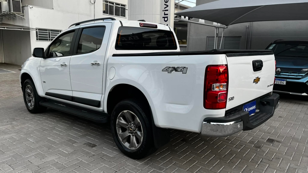 chevrolet s10 2.8 16v turbo diesel ltz cd 4x4 automatico 4p 202315