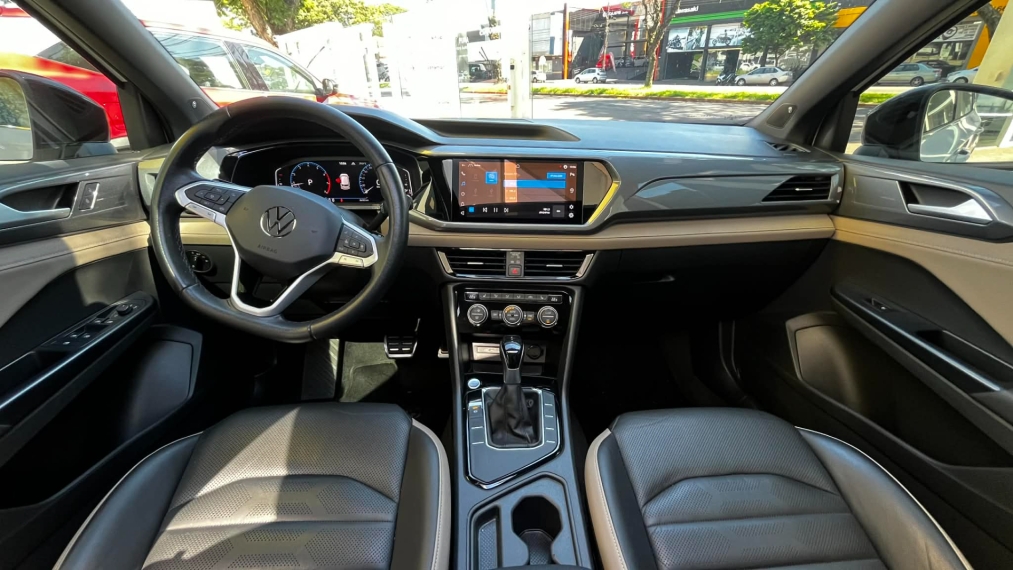 volkswagen taos 1.4 250 tsi total flex highline automatico 4p 20223