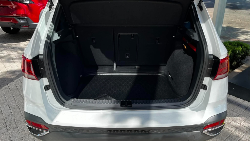 volkswagen taos 1.4 250 tsi total flex highline automatico 4p 202218