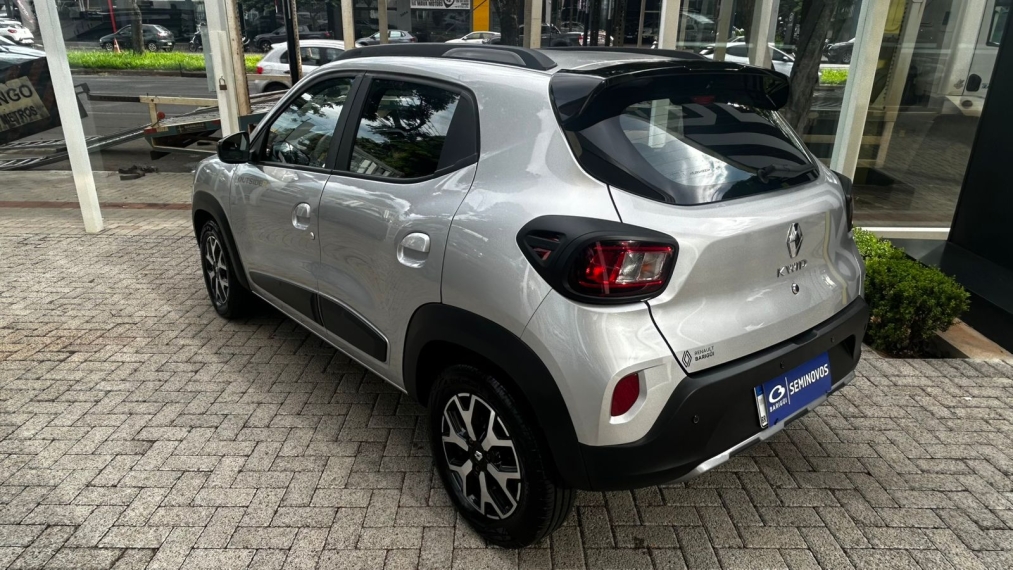 renault kwid 1.0 12v sce flex outsider manual 4p 202415