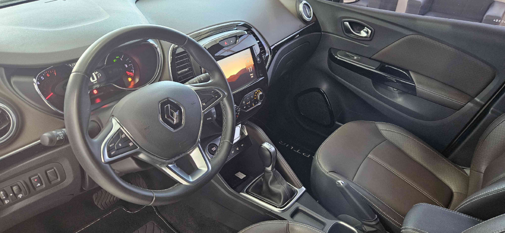 renault captur 1.3 tce flex iconic x-tronic 4p automatico 20244