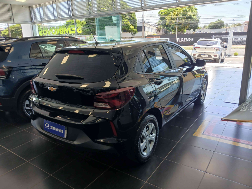 chevrolet onix 1.0  flex manual 2024/2512