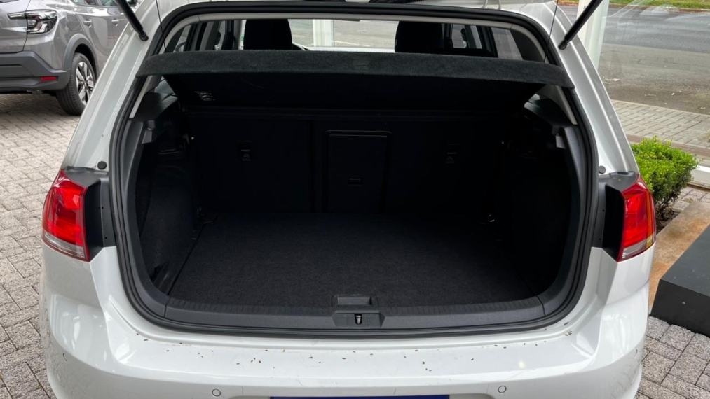 volkswagen golf 1.6 msi comfortline 16v total flex 4p tiptronic automatico 201615