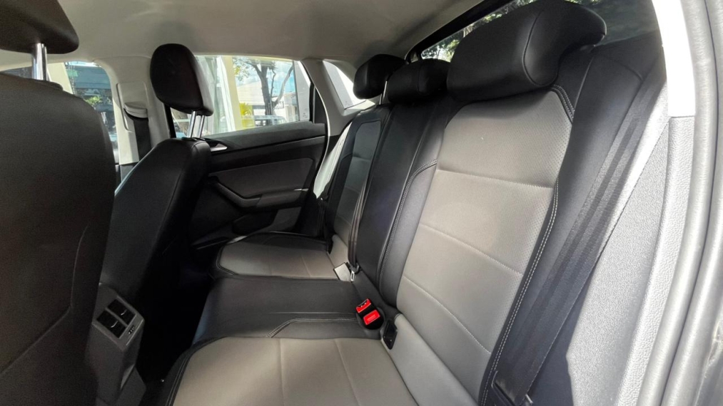 volkswagen polo 1.0 200 tsi highline automatico flex 4p 202011