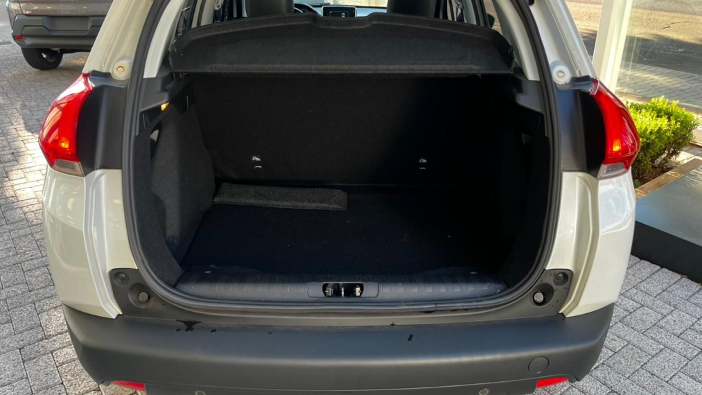 peugeot 2008 1.6 16v thp flex skywalker 4p automatico 202220