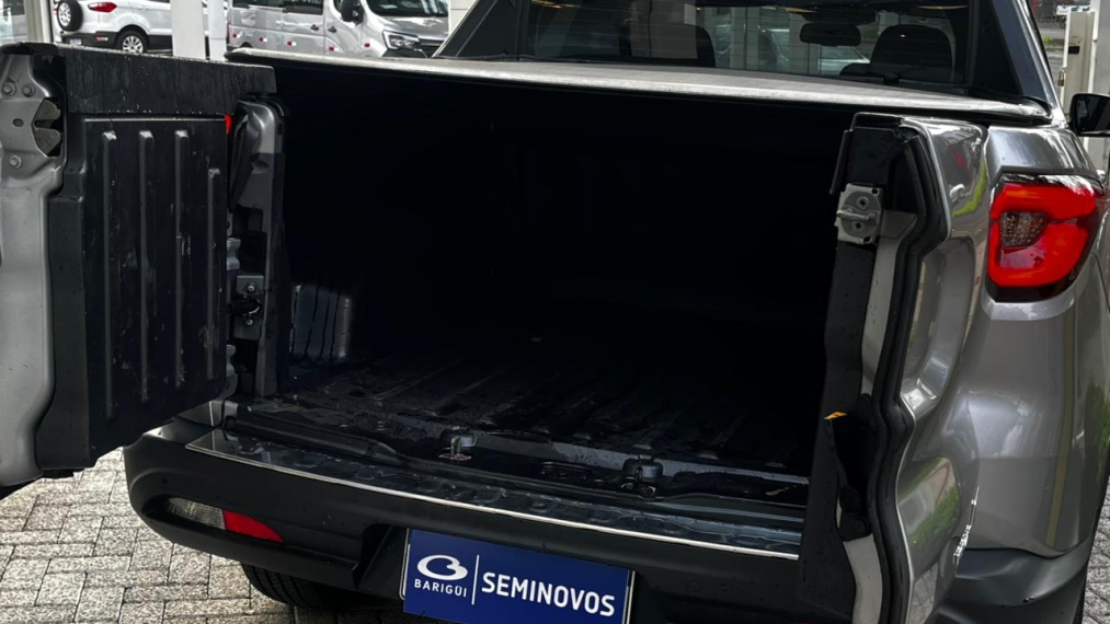 fiat toro 2.0 16v turbo diesel volcano 4wd at9 4p automatico 202215