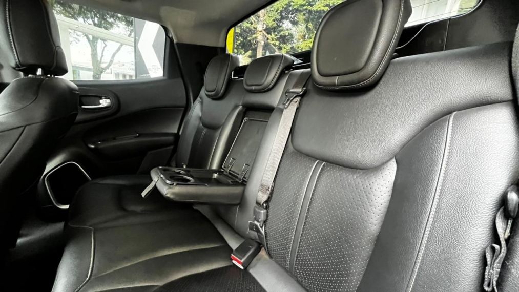 fiat toro 2.0 16v turbo diesel volcano 4wd at9 4p automatico 202211