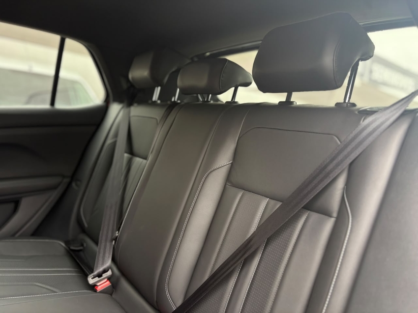 volkswagen t-cross 1.4 250 tsi total flex highline automatico 4p 202512
