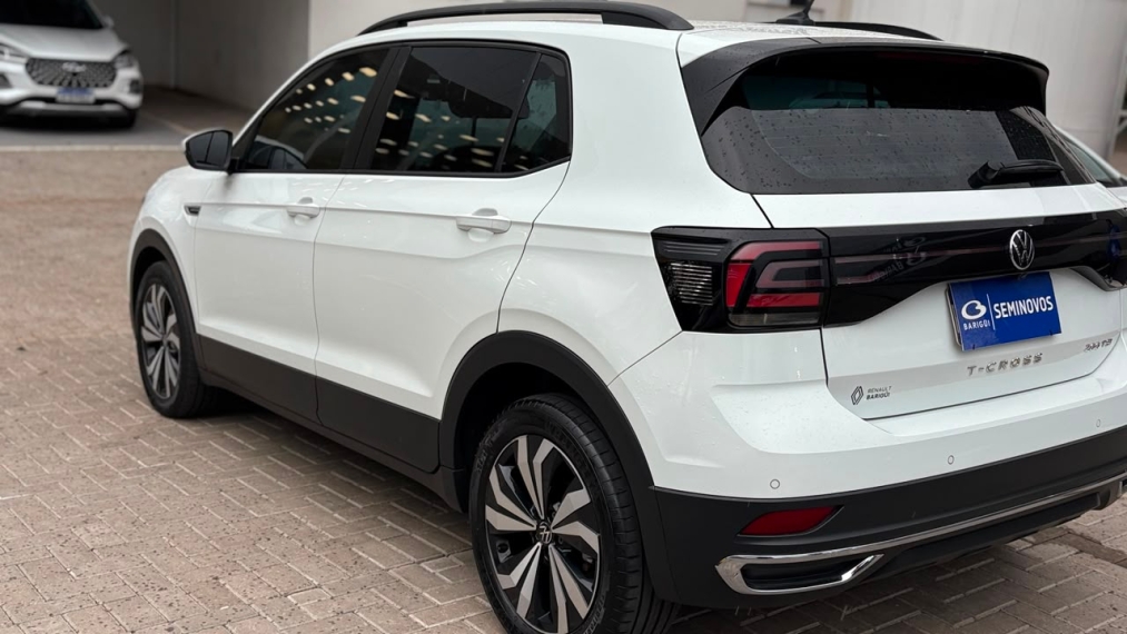 volkswagen t-cross 1.0 200 tsi total flex comfortline automatico 4p 202217