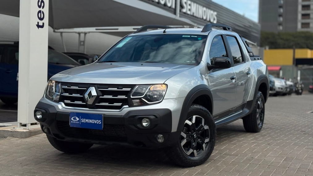 renault oroch 1.3 tce flex outsider x-tronic 4p automatico 2025