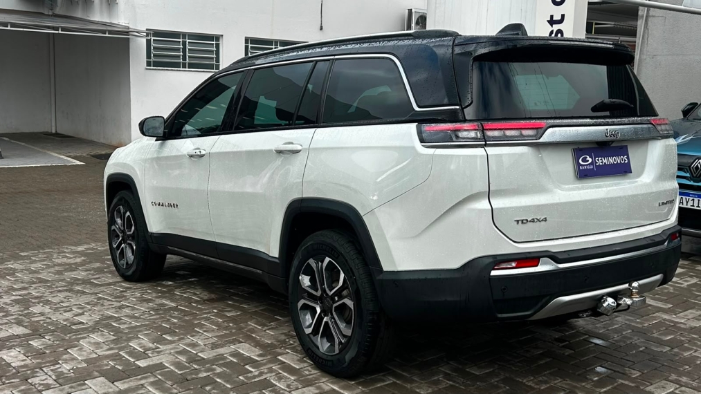 jeep commander 2.0 td380 turbo diesel limited at9 4p automatico 202220