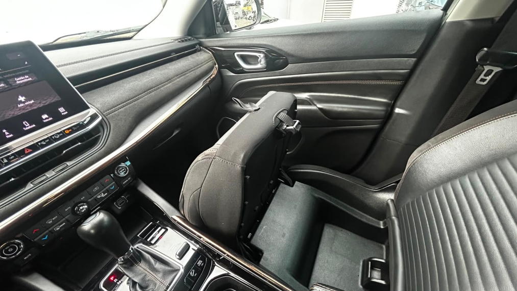 jeep commander 2.0 td380 turbo diesel limited at9 4p automatico 202211