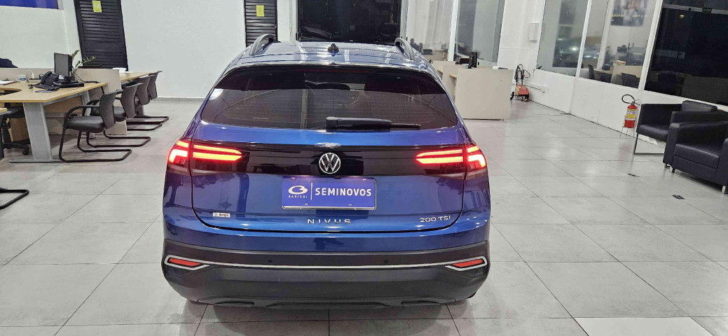 volkswagen nivus 1.0 200 tsi total flex comfortline automatico 4p 202311
