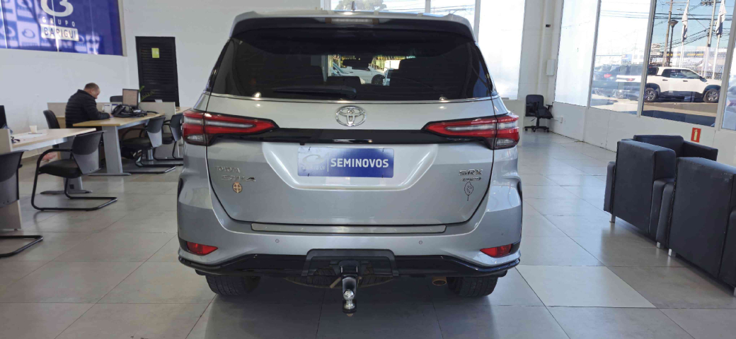 toyota hilux sw4 2.8 d-4d turbo diesel srx platinum 7l 4x4 automatico 4p 202412