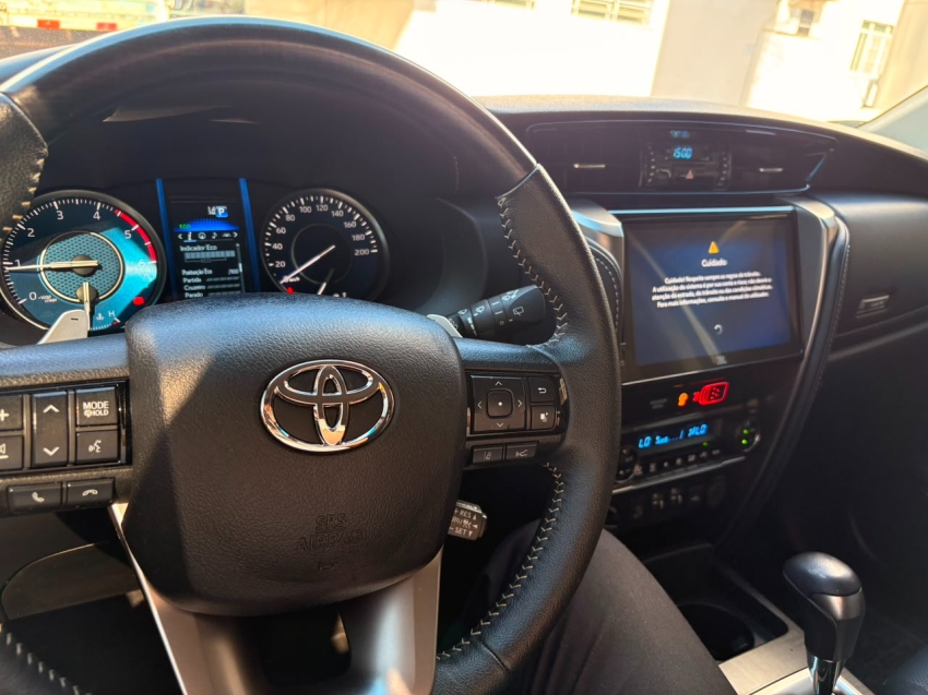 toyota hilux sw4 2.8 d-4d turbo diesel srx platinum 7l 4x4 automatico 4p 20246