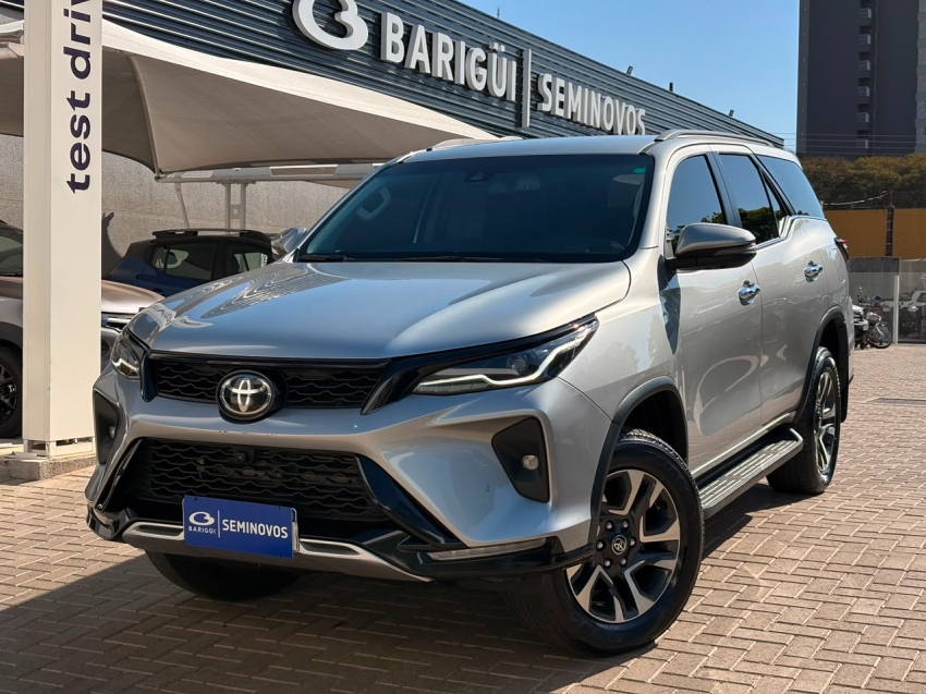 toyota hilux sw4 2.8 d-4d turbo diesel srx platinum 7l 4x4 automatico 4p 2024