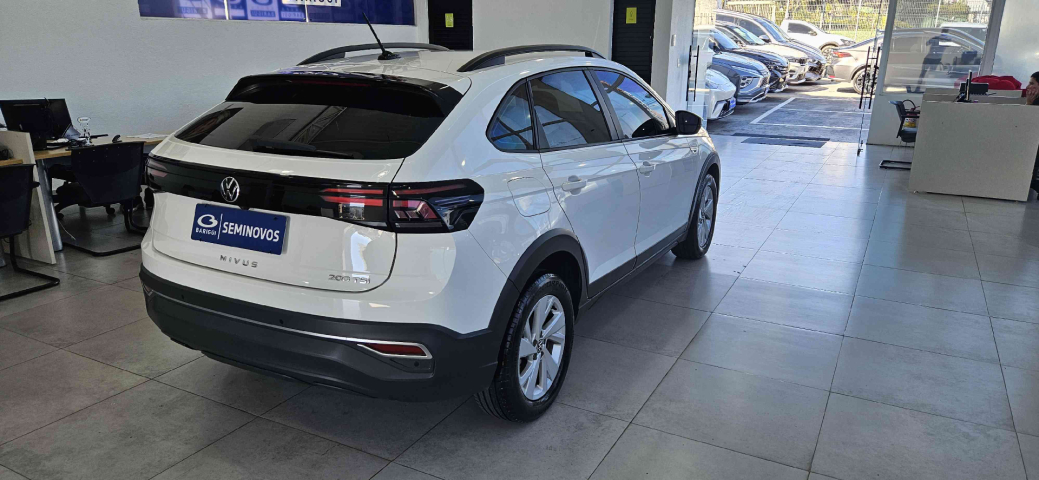 volkswagen nivus 1.0 200 tsi total flex comfortline automatico 4p 202412