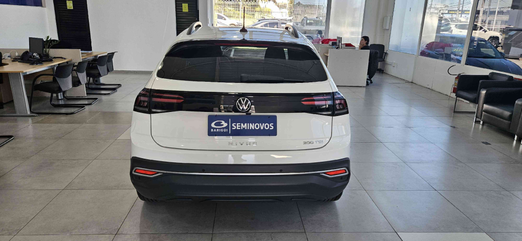 volkswagen nivus 1.0 200 tsi total flex comfortline automatico 4p 202413
