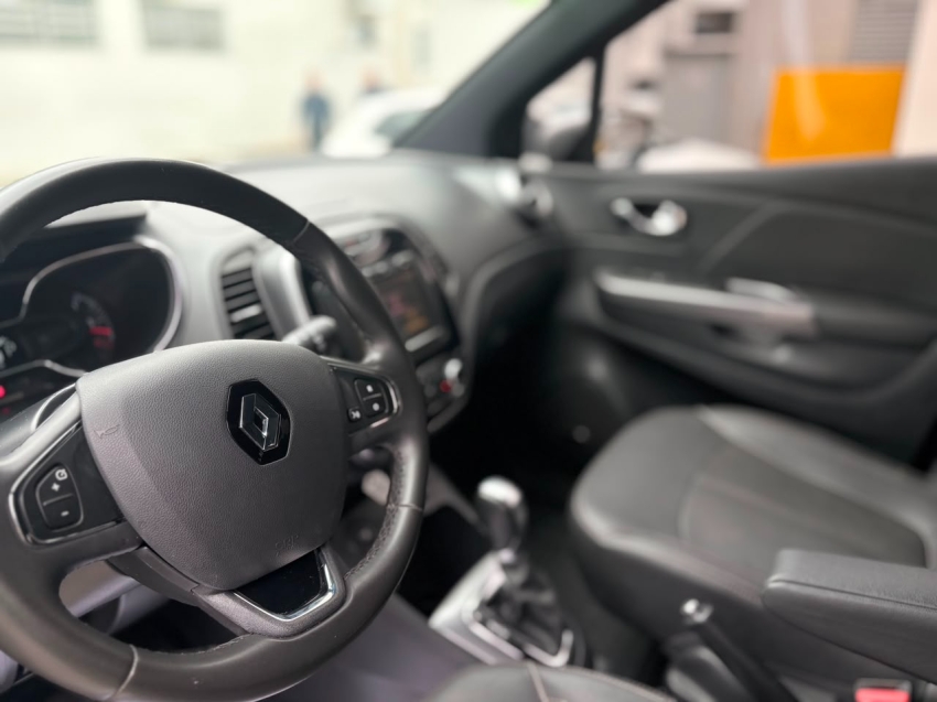 renault captur 1.6 16v sce flex bose x-tronic 4p automatico 20214
