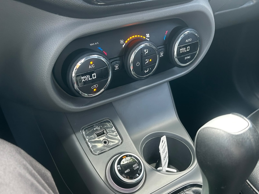 fiat toro 2.0 16v turbo diesel volcano 4wd at9 4p automatico 20208