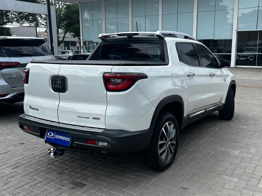 fiat toro 2.0 16v turbo diesel volcano 4wd at9 4p automatico 202014