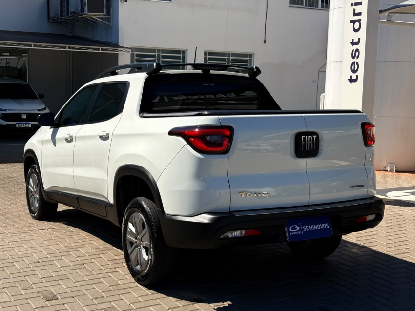 Fiat Toro 1.8 16V Evo Flex Freedom At6 4P Automatico 2020 16