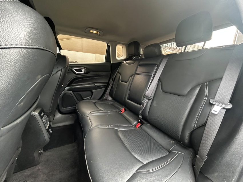 jeep compass 1.3 t270 turbo flex longitude at6 4p automatico 202312