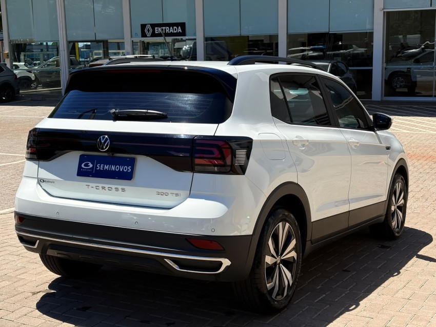Volkswagen T-Cross 1.0 200 Tsi Total Flex Comfortline Automatico 4P 2024 17